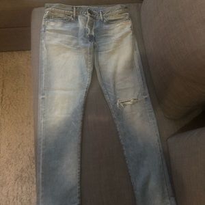 JOHN ELLIOTT THE CAST 2